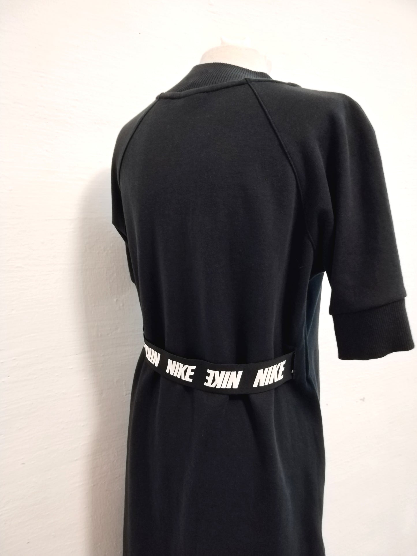 Vestido NIKE