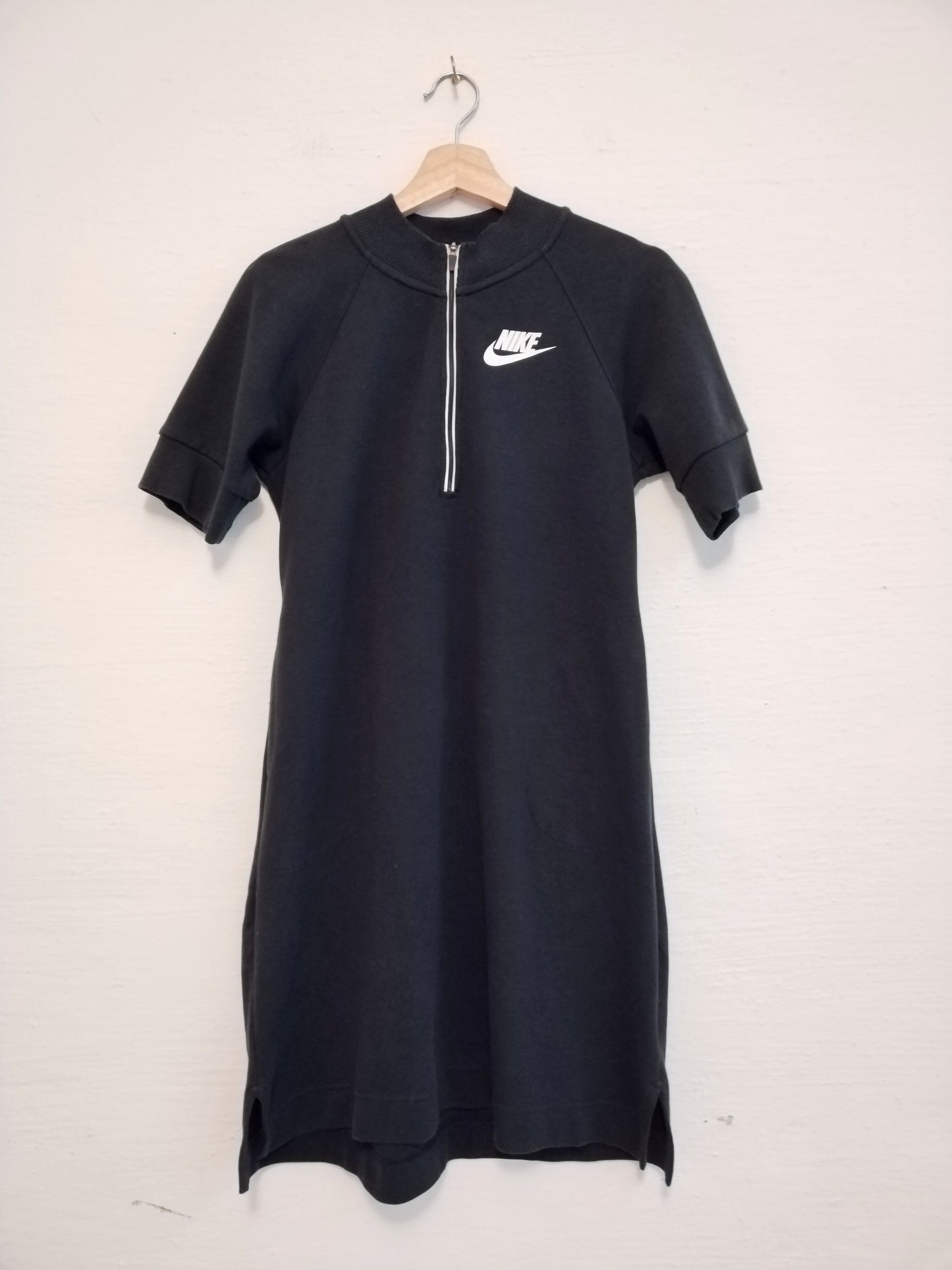 Vestido NIKE